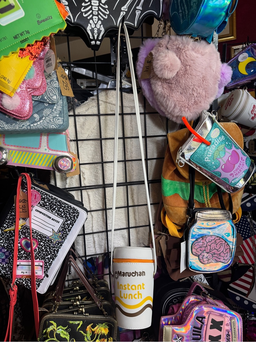 NWOT Maruchan Ramen Cup of Noodle Kitschy Crossbody Purse - Picture 3 of 7